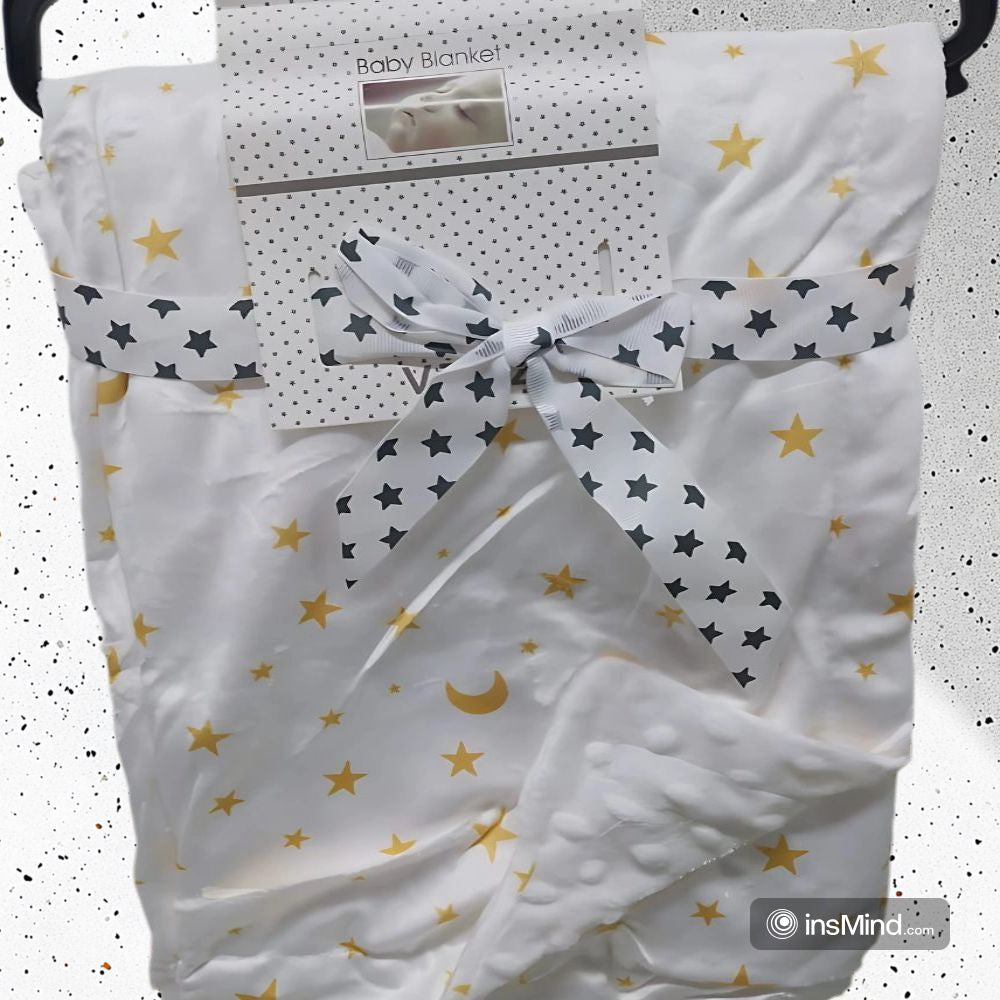 Baby blanket with star pattern.