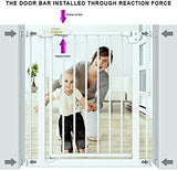 Baby gate installation process with a child and adult, featuring text on reaction force.